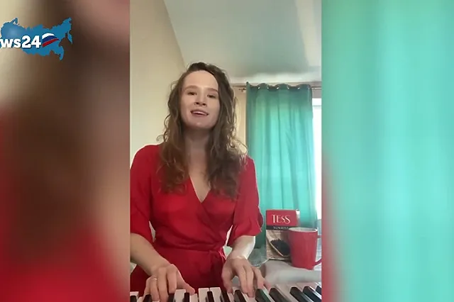 Иноагенту, певице из Екатеринбурга Монеточке* запретили въезд в ОАЭ, Турцию и Сербию