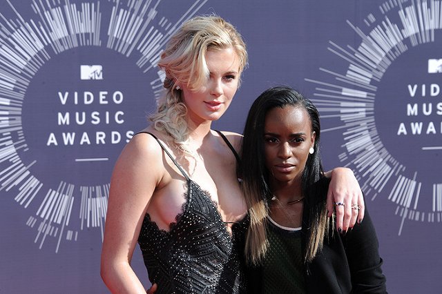 Дочь Алека Болдуина снялась в эротической фотосессии