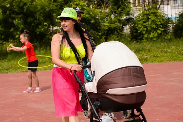 Спортивную площадку для пожилых людей и инвалидов открыли в Малом истоке