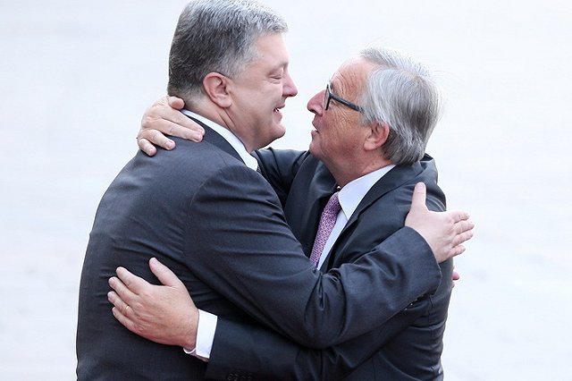 Порошенко предложил создать «группу друзей деоккупации Крыма»