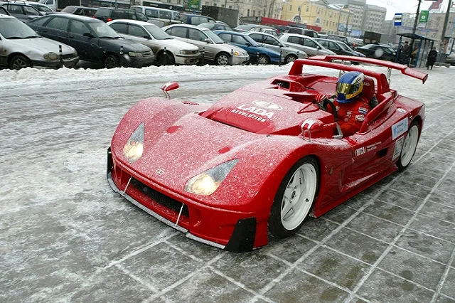 Дрифтеры устроят гонки прямо в паркинге «Гринвича»