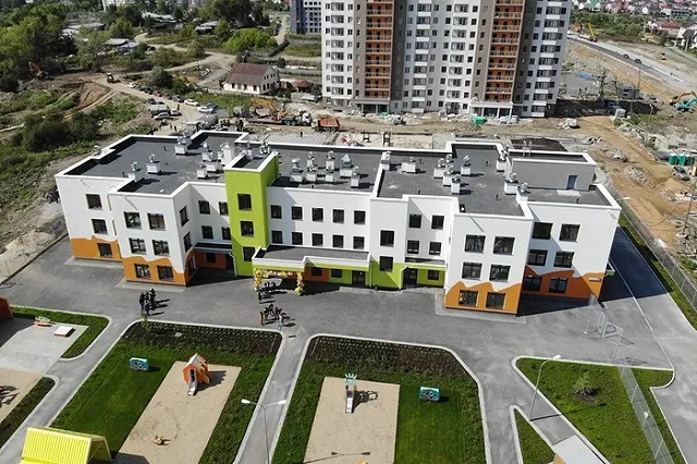 Александр Высокинский открыл детский сад в микрорайоне Широкая речка
