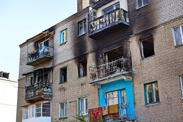 В заброшенной больнице в Екатеринбурге покажут спектакль про Донбасс