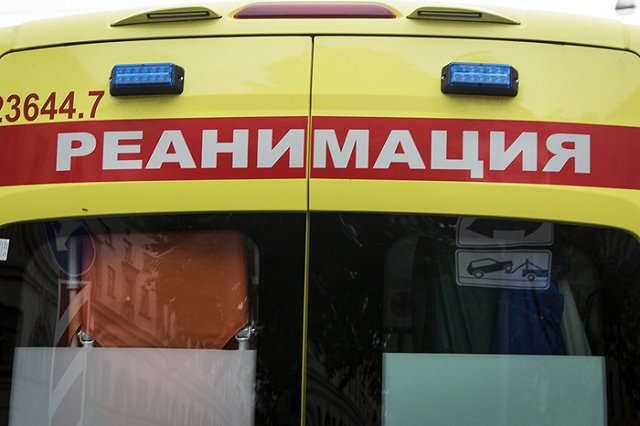 Спасенного из-под завалов в Магнитогорске малыша доставили в Москву