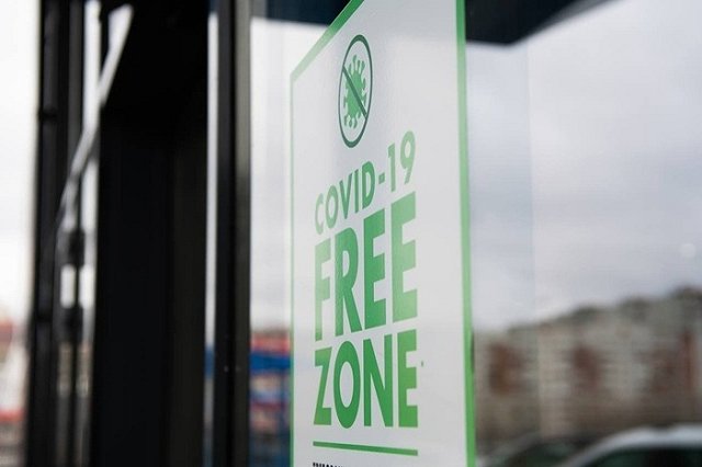 Свердловчане без QR-кода боятся, что им теперь всегда придется сидеть дома