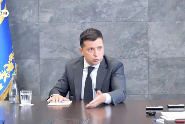 Bild: Меркель лично отказала Зеленскому в поставках оружия Украине