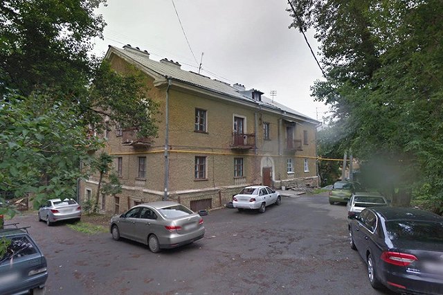 На берегу Исети снесут ещё два дома