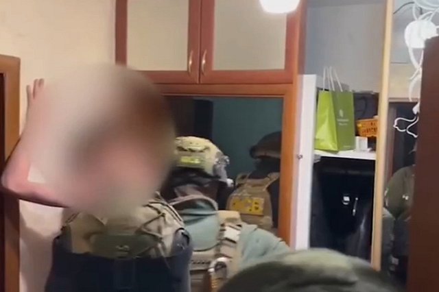 Суд арестовал семерых подозреваемых в покушении на Симоньян и Собчак по статье «хулиганство»