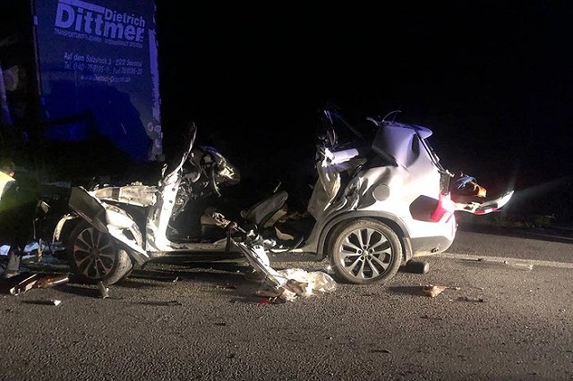 Трое детей и дедушка погибли: на Тюменском тракте разбилась семья из Свердловской области