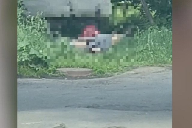 В Екатеринбурге бездомные занялись сексом на глазах у детей