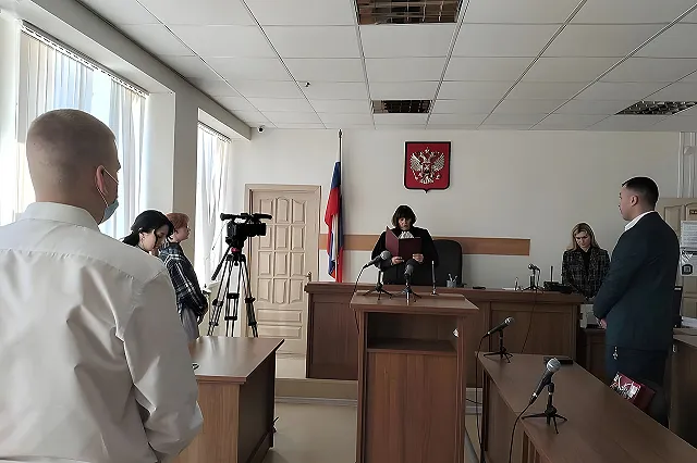 Свердловчанина, купившего права за 80 тысяч, оштрафовали за это на 50 000