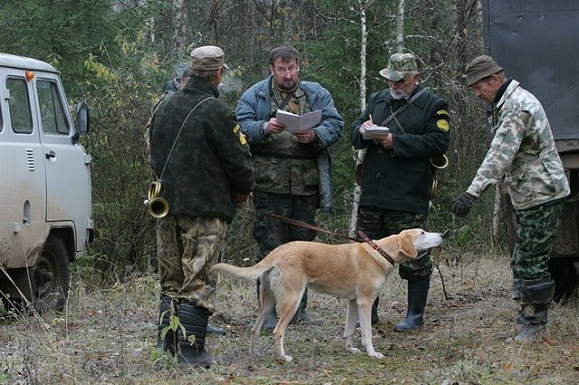 Под Нижними Сергами один охотник принял другого за медведя и застрелил