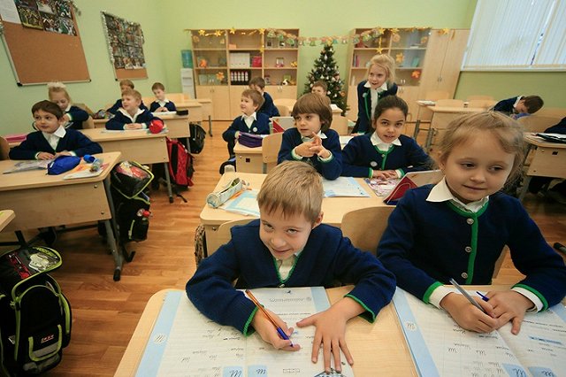 Лицей на Ботанике закрыли из-за вспышки кишечной инфекции