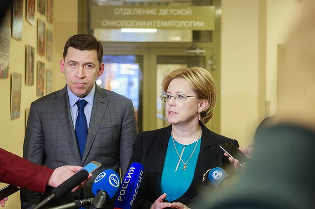 Скворцова решила распространить опыт Свердловской области на всю медицину России