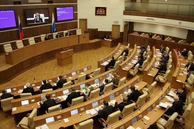 Десятки депутатов и чиновников пойманы на махинациях с декларациями о доходах