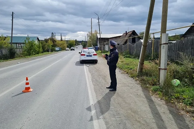 В Свердловской области пьяный водитель насмерть сбил женщину