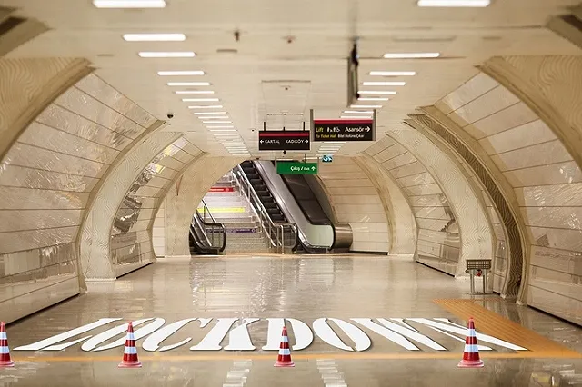 Forbes: в Москве власти обсуждают введение локдауна