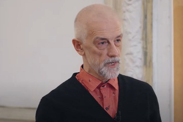 Режиссер Эдуард Бояков заявил, что российских женщин нужно ограничить в правах