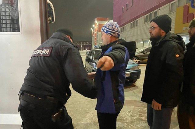 Президент Уральской ассоциации беженцев: мигрантов вывозят автобусами из Свердловской области