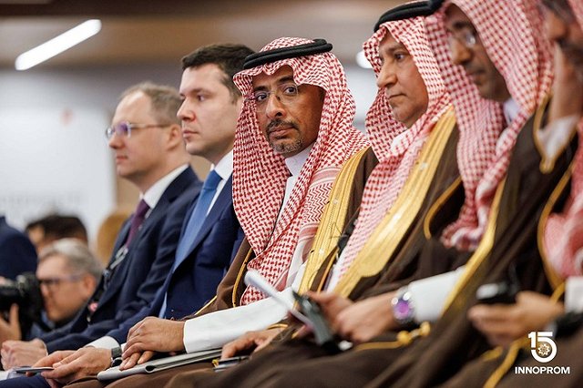 Премьер Мишустин посетит сегодня «Иннопром»