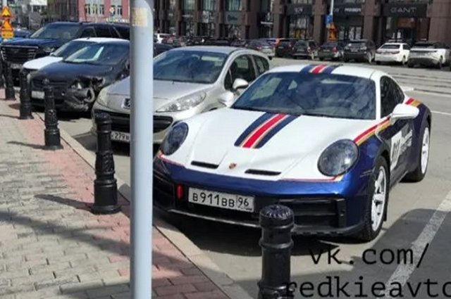 На екатеринбургских улицах заметили редкий немецкий спорткар