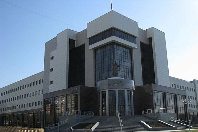 Защитники сквера у Драмтеатра оспаривают выделение земли под религиозные нужды