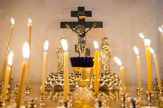 Антон Красовский — о прихожанах: «Христос-то Воскресе, а вы — вряд ли»