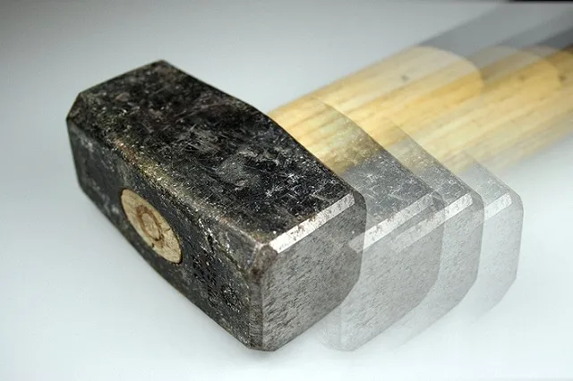 Канада пережила серию нападений мужчин с молотками