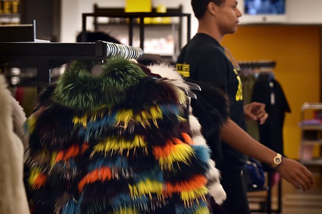 Британцам стали чаще продавать натуральный мех под видом искусственного