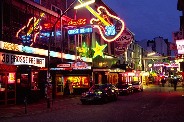 Министр предрек сексуально активным россиянкам бесплодие