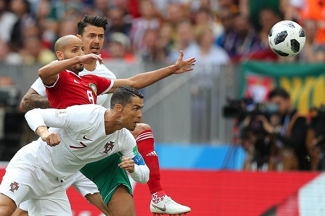 Медики выяснили, к чему приводит футболистов игра головой