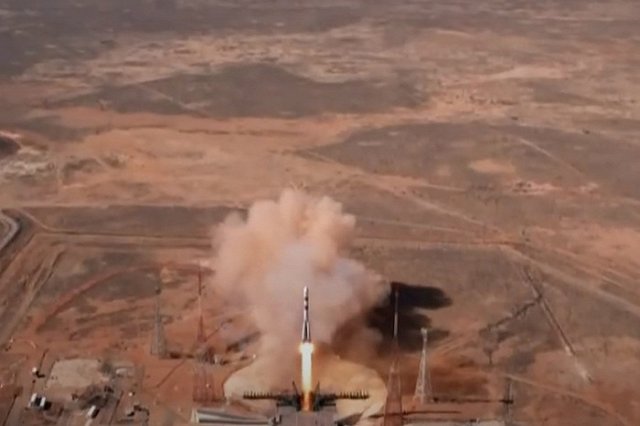 Свердловчанам предложили увидеть запуск космического корабля