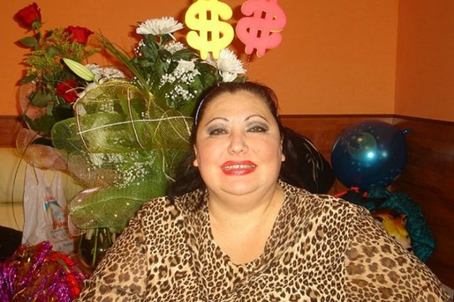 В Екатеринбурге в 57 лет скончалась экс-звезда шоу «толстушек»