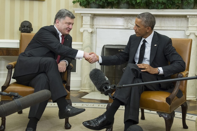 Эксперт: Киеву кажется, что Запад за него жизнь отдать готов