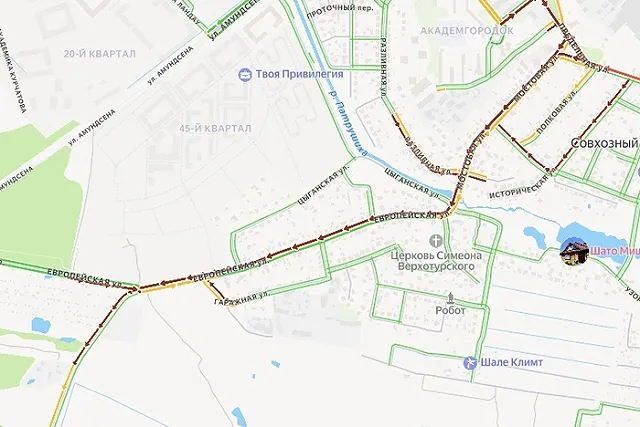 На окраине Екатеринбурга внезапно образовалась огромная пробка