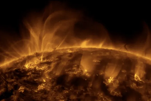 Сильнейшая магнитная буря накроет Свердловскую область в начале зимы