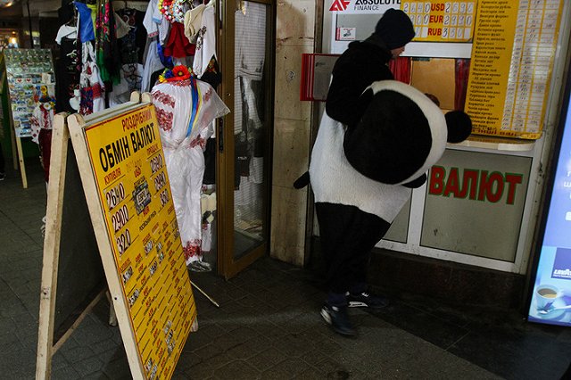 Греф назвал слишком низким текущий курс рубля