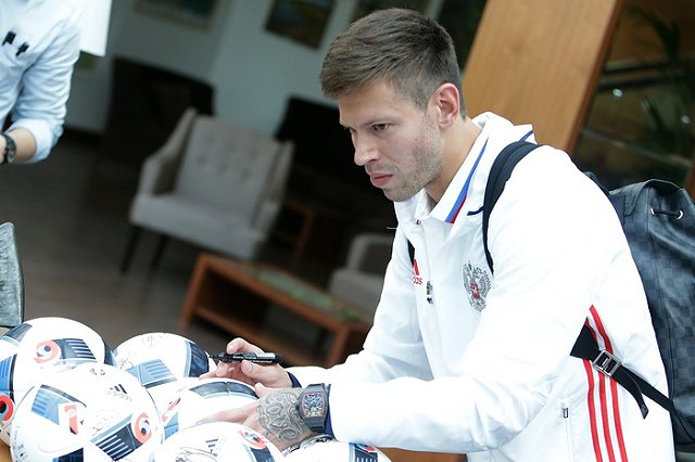 Лучший футболист России рассказал о влиянии женщин на игру