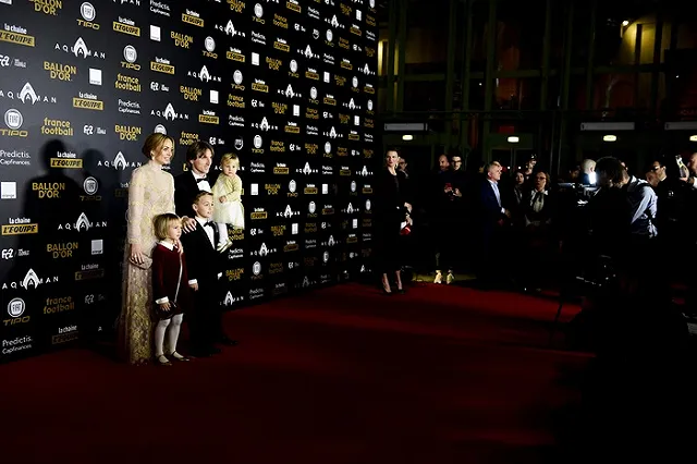 Лука Модрич впервые в карьере получил «Золотой мяч»