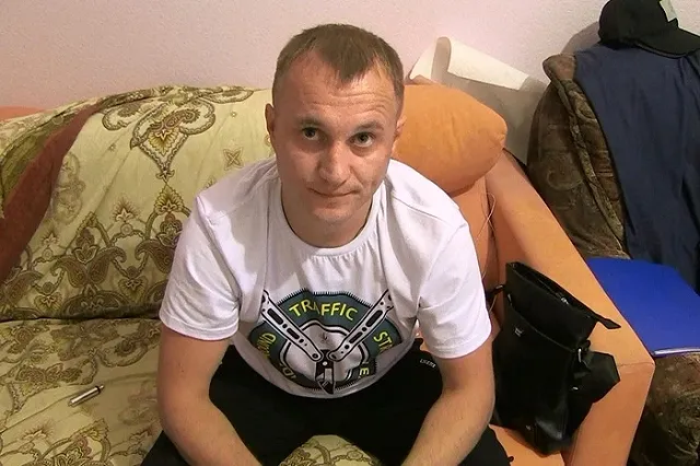 Наркополицейские задержали мужчину, выращивавшего коноплю в съемной квартире