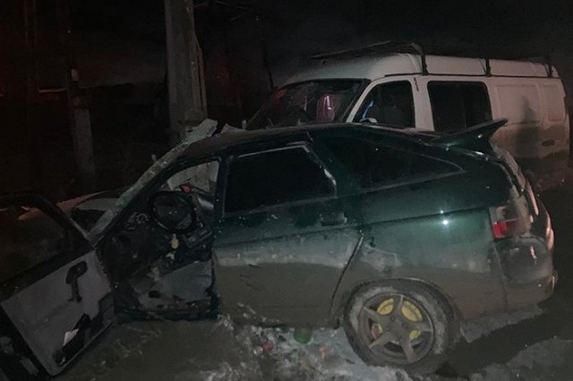 В Свердловской области в лобовом ДТП погибла 19-летняя девушка