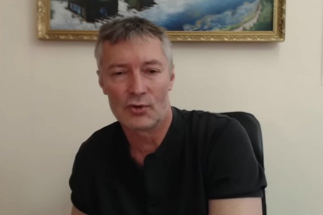 Суд в Екатеринбурге вновь перенес заседание по иску полиции к экс-мэру Евгению Ройзману