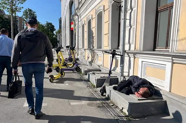 Первый город в Свердловской области готовится полностью запретить самокаты