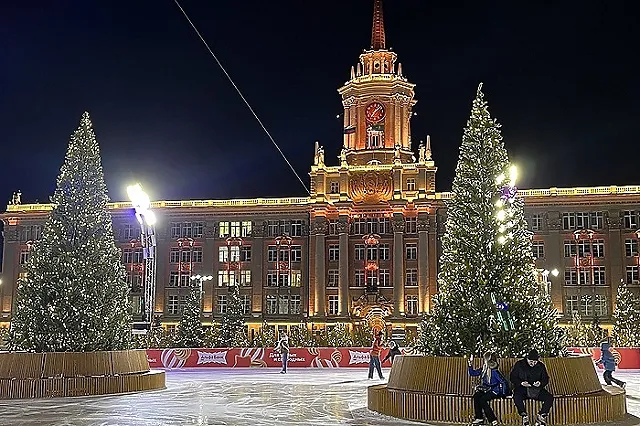 Открытие главного катка Екатеринбурга оказалось под угрозой