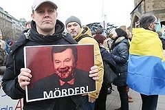 Януковича объявили в розыск