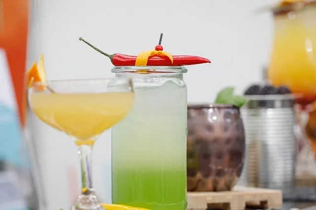 Градус снижается: максимальную крепость алкогольных коктейлей могут уменьшить