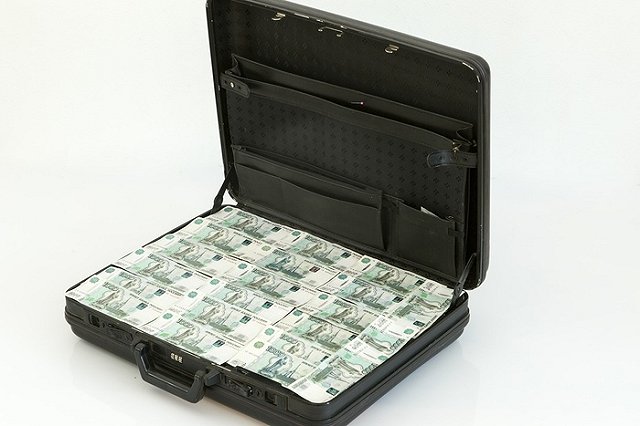 За 2017 год свердловчане задолжали 60 миллиардов рублей