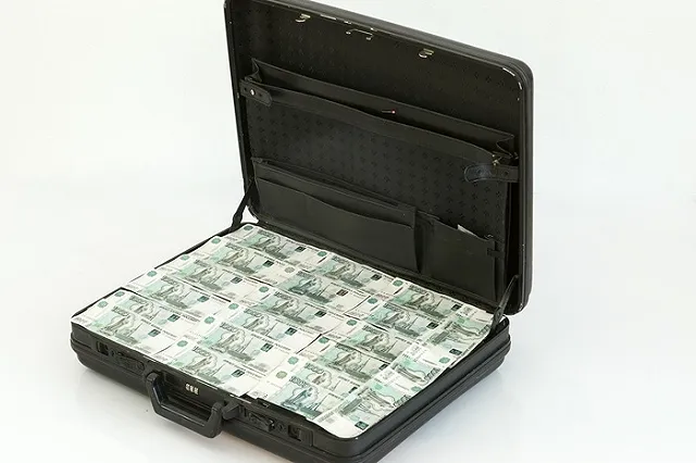 За 2017 год свердловчане задолжали 60 миллиардов рублей