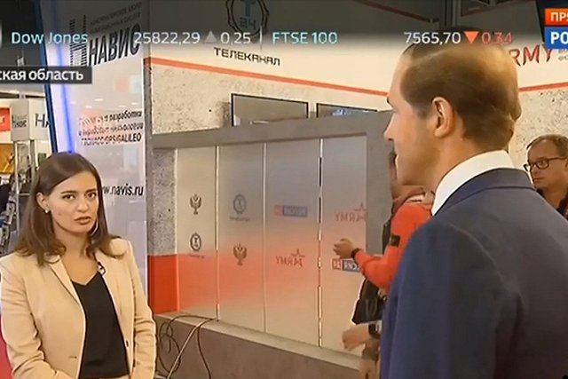 Журналистка «Россия-24» упала в обморок во время интервью в прямом эфире