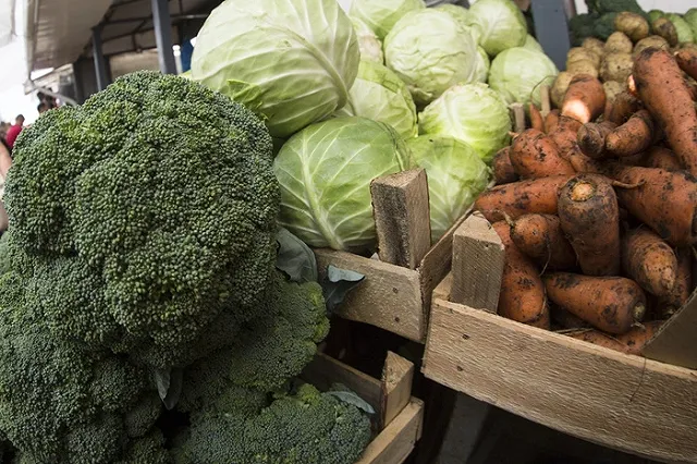 Ярмарка выходного дня приглашает горожан утеплиться и закупиться на зиму